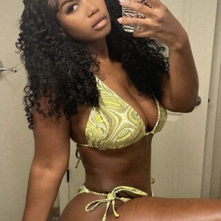 Courtneycreme