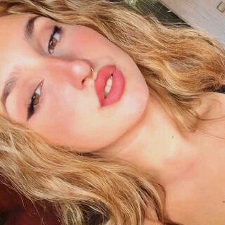 Chloeey